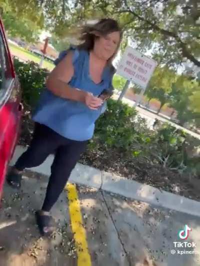Im tired of these folks always threatening others that they&rsquo;re going to call ice