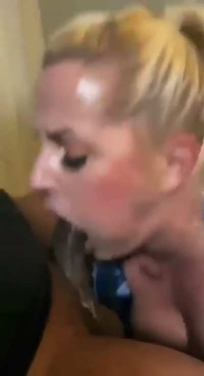 Mom of two hasn't forgotten how to throat big cocks 😈😈