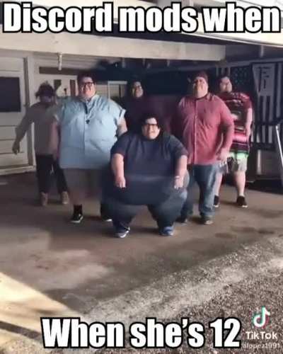 😳