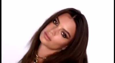 Emily Ratajkowski