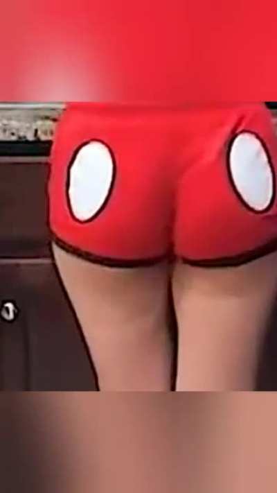 Hmm 🍑🥵...&iquest;Inocente o lo hace a prop&oacute;sito?