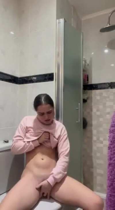 Un dedito r&aacute;pido solo para ense&ntilde;arte
