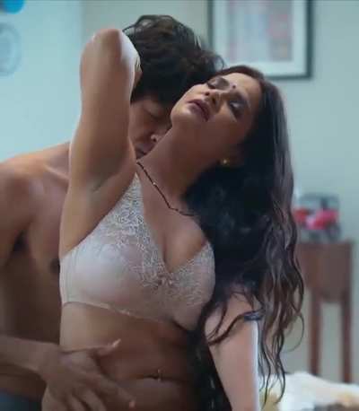 Aabha Paul in &lsquo;Mastram&rsquo;
