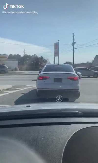 Sir, it&rsquo;s one-way!