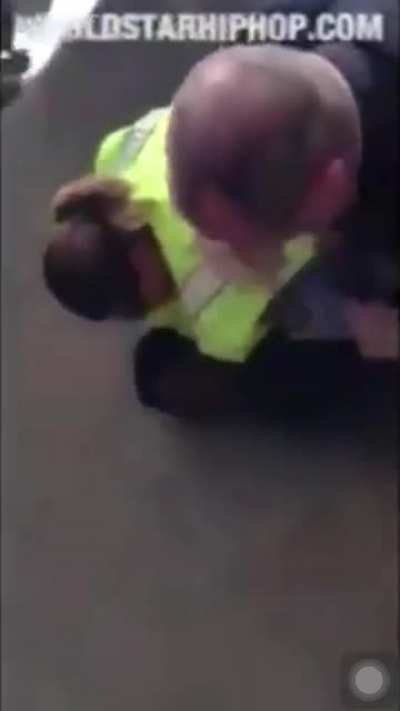 Cop Breaks Kids Arm trying To Break up a fight! 😳