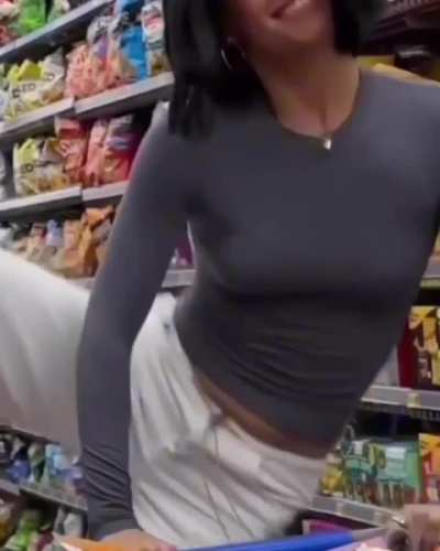 Mommy&rsquo;s tits all jiggly