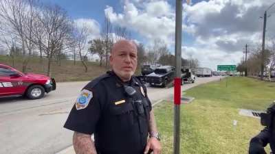 These two Lake Jackson PD cops just walked their city into a lawsuit.