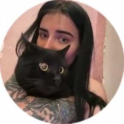 Ukrainian girl filmed herself with her cat during tonight&rsquo;s russian missile attack on apartment block in Kryvyi Rih (Zelensky&rsquo;s hometown) that killed at least 10 civilians