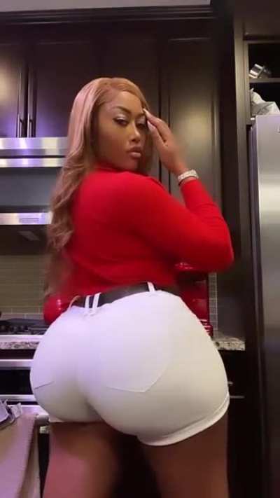 Moriah Mills (@thi<wbr>sismo<wbr>riahm<wbr>ills)