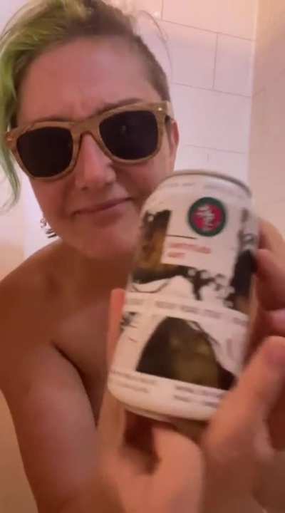 I knew I&rsquo;d have fun with an ice cream beer. Literally drinking liquid, boozy ice cream beer. Cheers to Friday eve 🍻🍦Rocky Road Stout. She strong and sweet