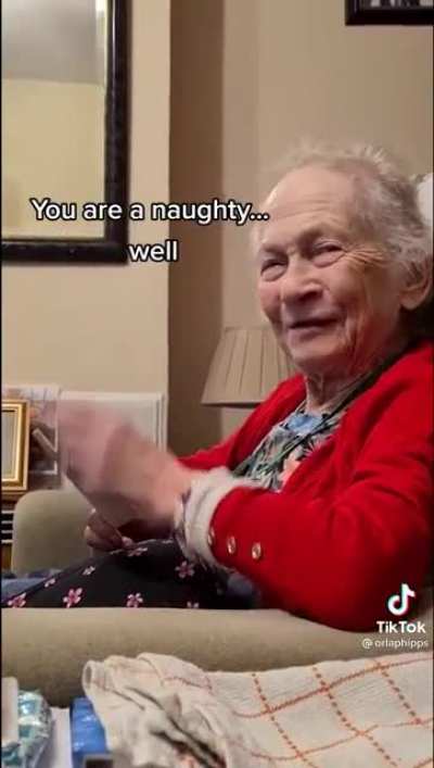 Woman with dementia recognises herself.