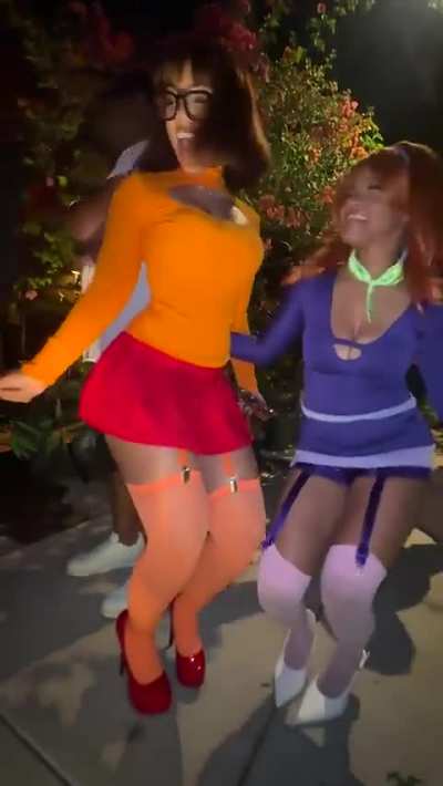 Chloe & Halle as Velma and Daphne last year for Halloween October 2024