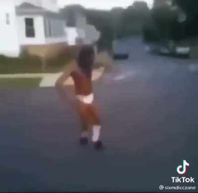 Y&rsquo;all ain&rsquo;t never seen lil nigga do the crip walk in da diaper