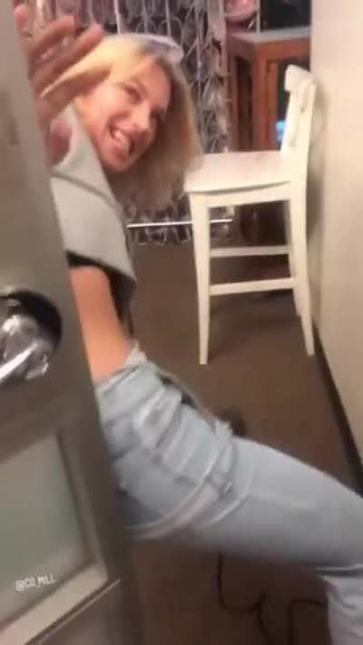 Drying off her crotch
