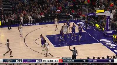 [Highlight] Zion hits a 3 to tie at 105