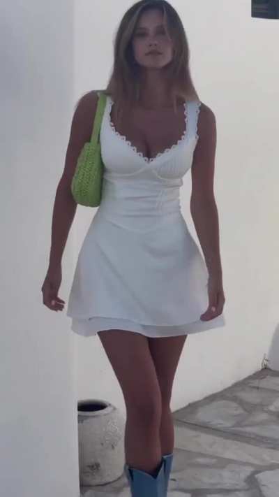 White dress in Instagram Story from 30 July 2023