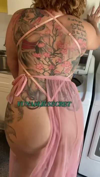 Just doing laundry for you babe