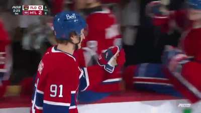 Oliver Kapanen bats it in mid air to double the Habs' lead