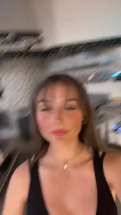 Brunette
