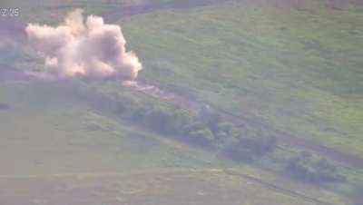 Footage of a tank battle at the beginning of the Zaporizhzhia operation (Summer 2023), Leopard 2 confidently wins against two Russian tanks at a distance of more than 1.5 km. After damaging one of them, both Russian tanks leave the position.