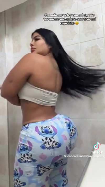 Big booty Latina