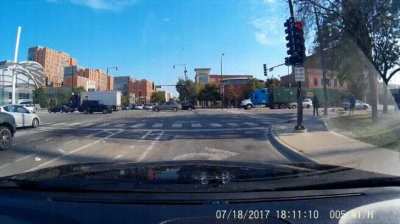 I hate cyclist who break traffic laws