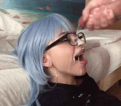 Lots of cum