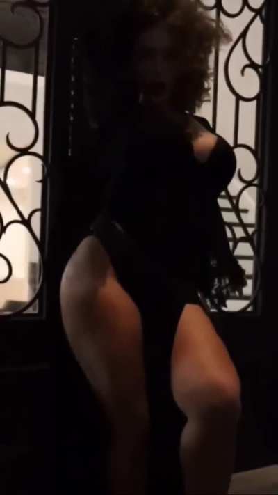 Nikkita Lyons