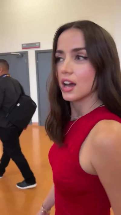 Really would like to get more content of her in this red dress as the Ballerina promotional junket ensues. She's gorgeous in this dress.