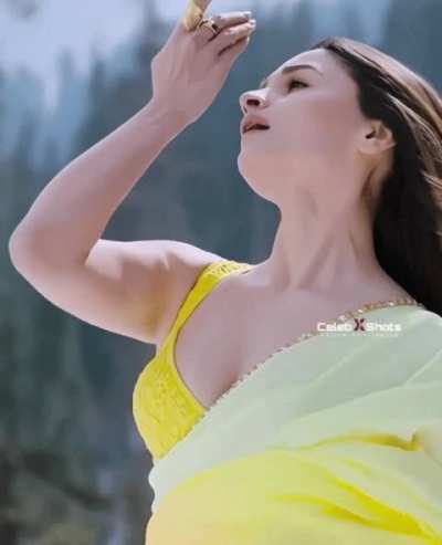 Ahhh alia mommy milky body 🤤💦...everyone follow my alia reddit page.. Link in my comment box 👇👇👇