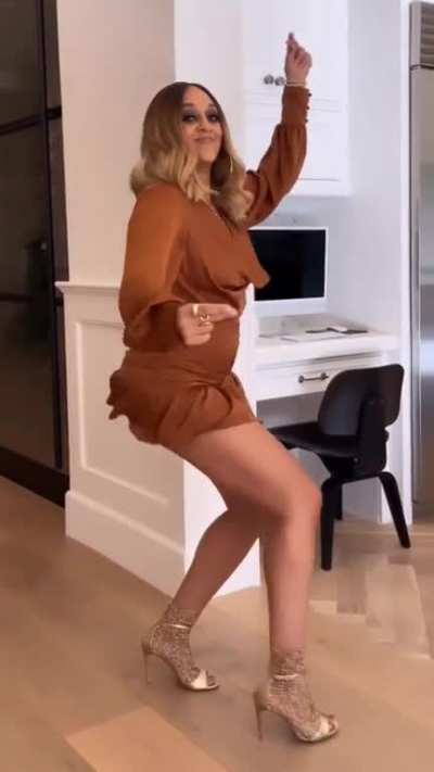 Tia Mowry