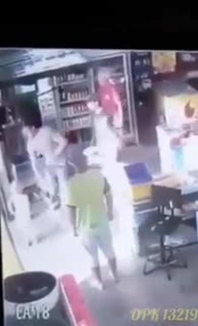 Guy gets electrocuted, and man in the red shirt&rsquo;s dad reflexes kick in