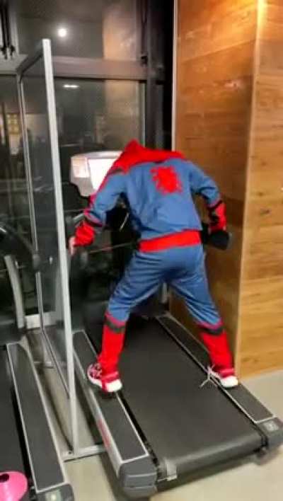 oh spidey run run run