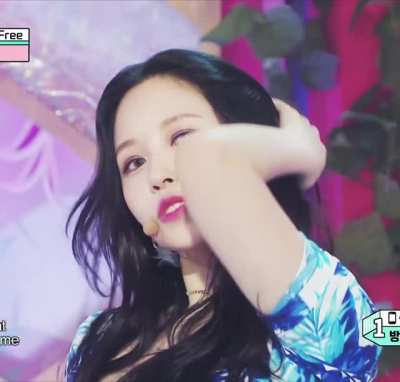 Breathtaking Mina