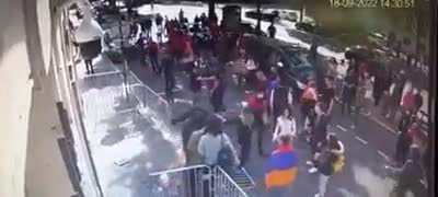 Armenians attacked the Azerbaijani embassy in Paris The police did not stop the vandals.