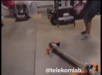 Snake controls exoskeleton it&rsquo;s now a lizard