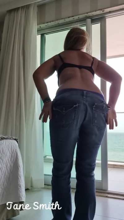 This strip Is just to make your week starts deliciousss as u deserve (52y)