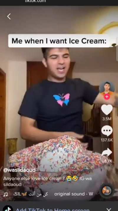 Guy thinks it's funny to waste food for a tik tok
