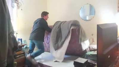 "Pranking" dad for views.
