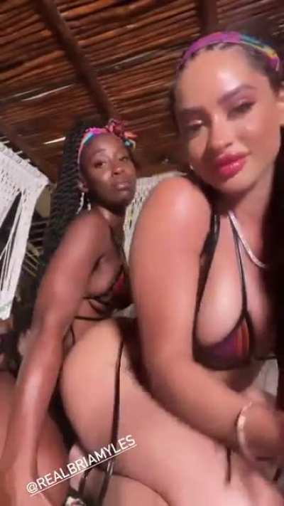 Tori and Bria myles