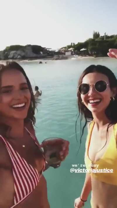 Victoria Justice looking gorgeous