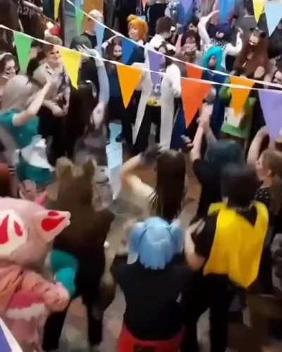 idk what i should put in the title