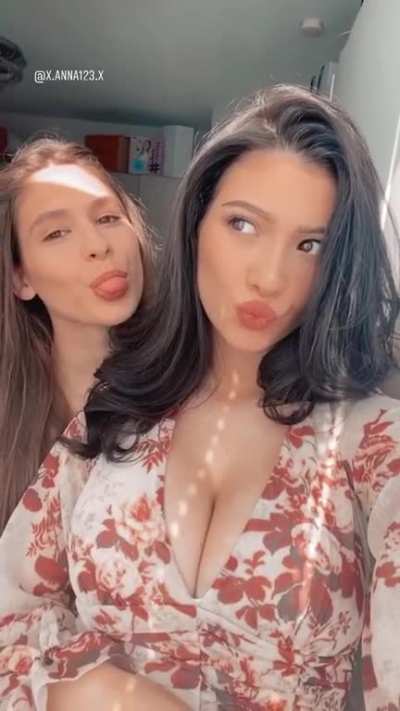 💦