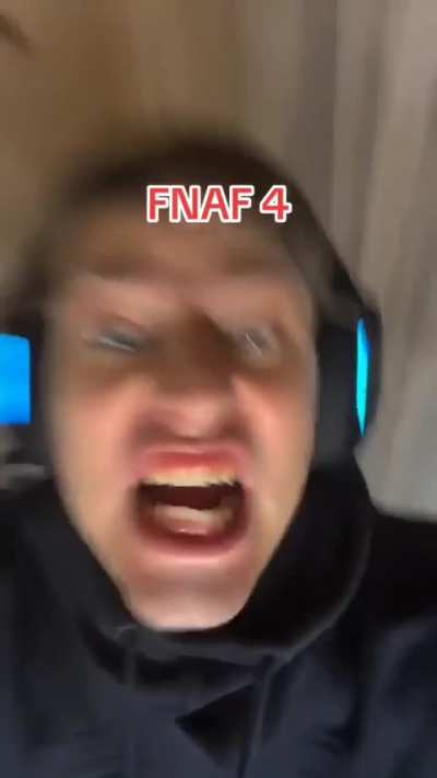 Subiendo memes de fnaf hasta que salga la secuela d&iacute;a 210