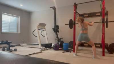 This is why I can&rsquo;t have dance music on when I workout 😂[F]