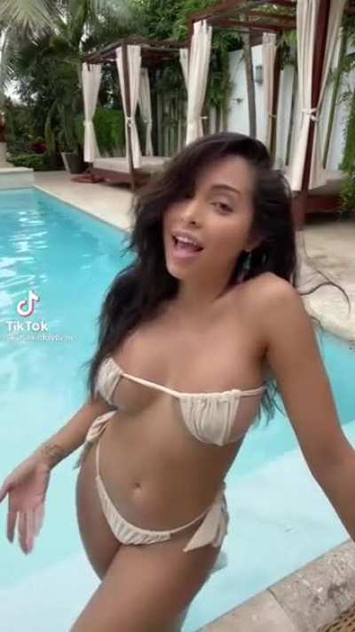 @itsmaddybelle