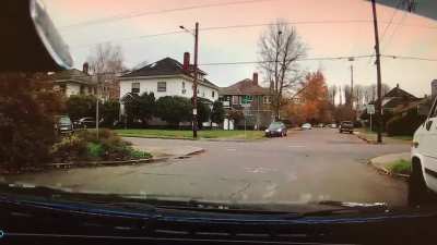 Who&rsquo;s at fault? One way road left turn.