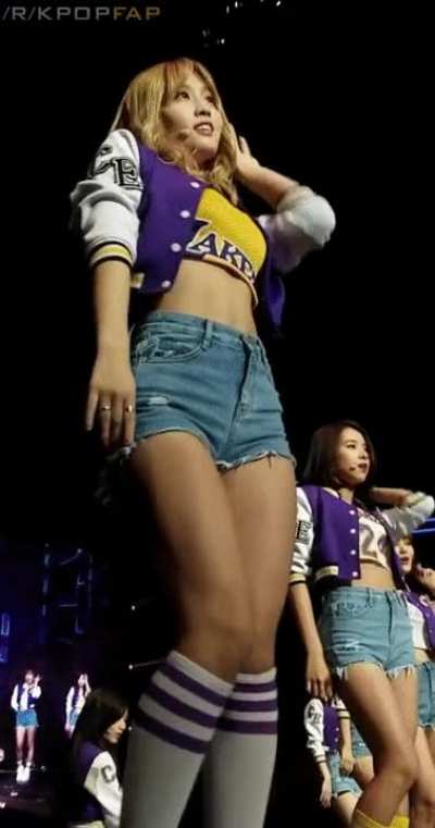 momo is a goddess