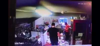 Reaction to CCTV footage after owner of pub wandered where all of her plates had gone (OC) 🍽😩