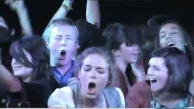 Lady in crowd steals mic from Born Ruffians&rsquo; lead singer and he dies inside 